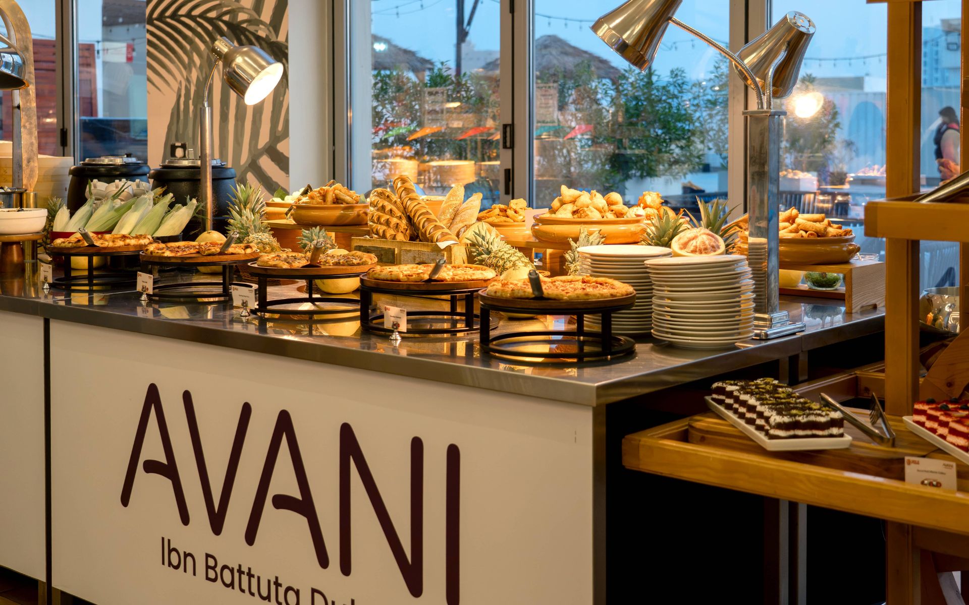 Avani Ibn Battuta Dubai Hotel Pele Dinner Buffet