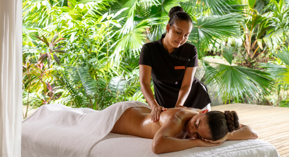 Hotels with spa facilities in tropical resort setting