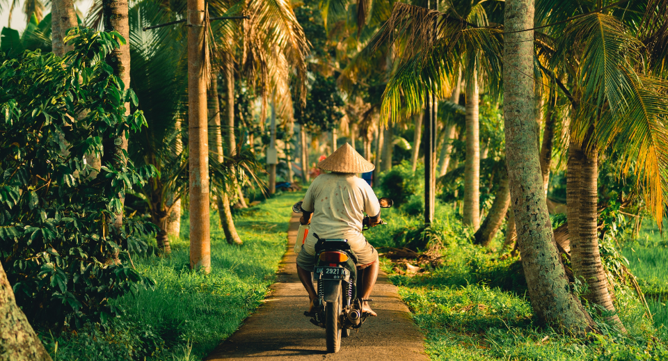Experience cycling around Vietnam