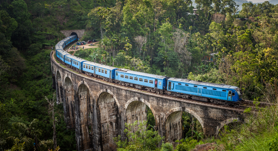 Train ride crossing the Nine Arch Bridge