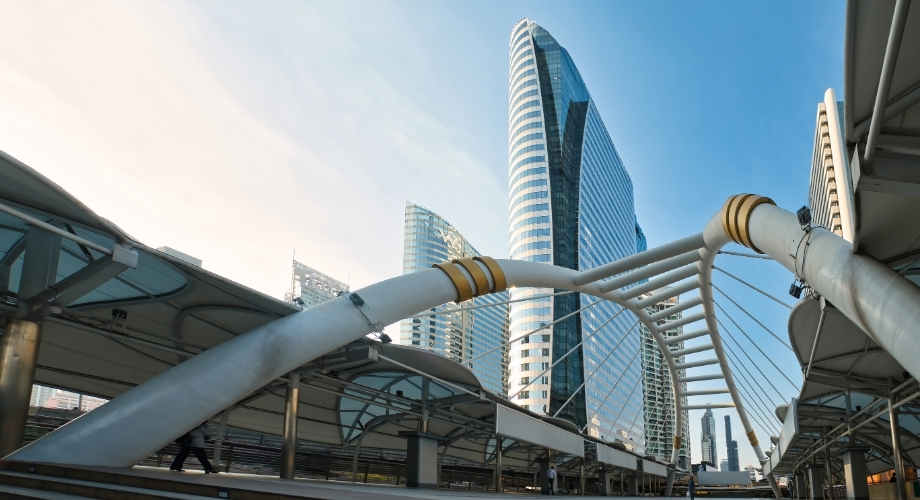 Chong Nonsi Skywalk in Sathorn