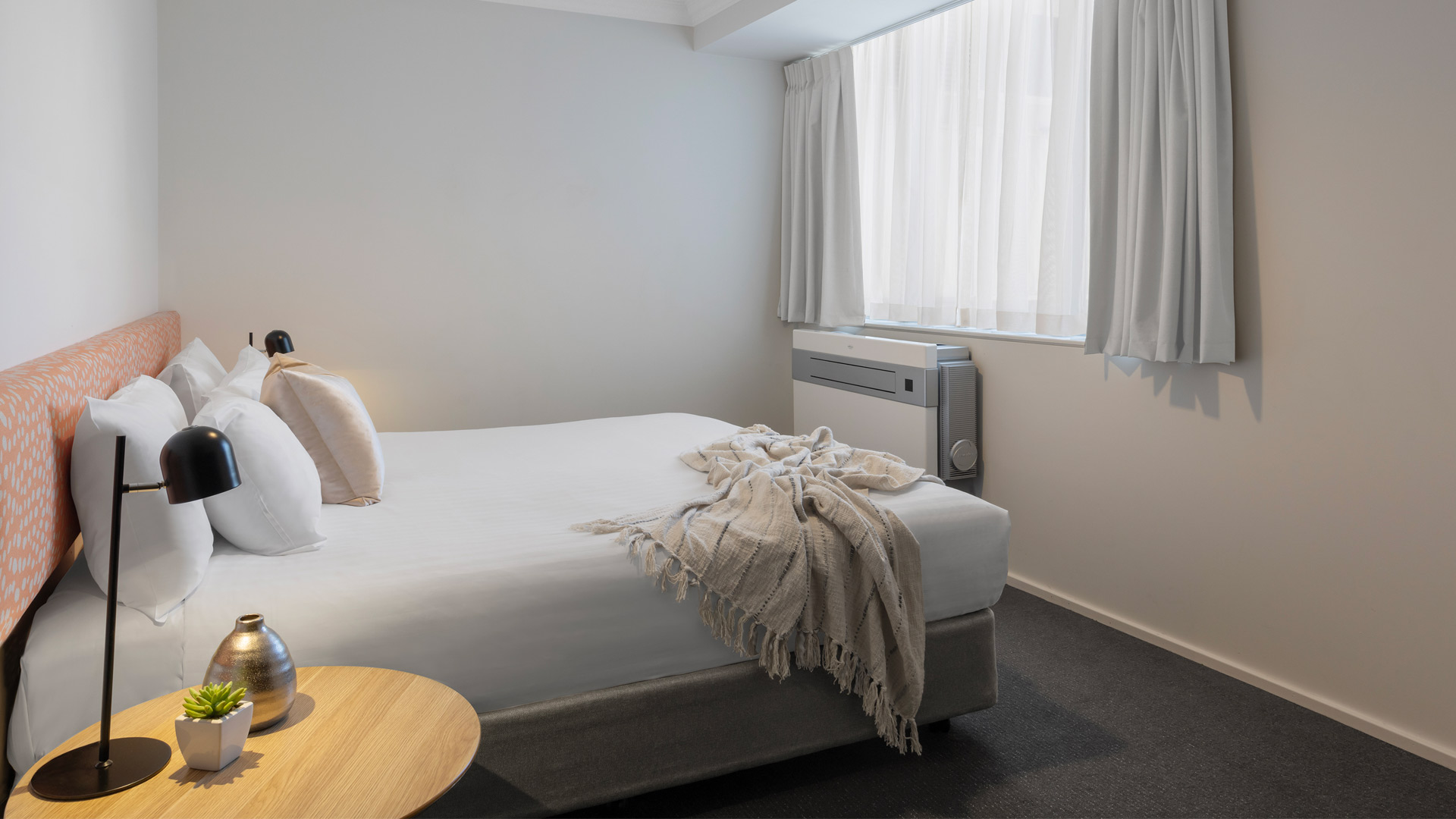 Oaks Perth Hotel Executive Studio Room Image